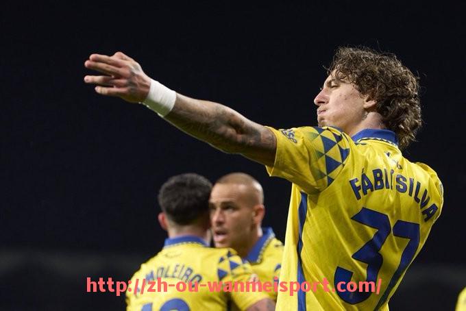 完美体育app-西甲赛程直播平台有哪些？各大平台推荐