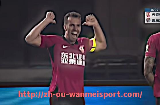 完美体育app-火箭队球员布朗与球队的紧密关系及合作成果