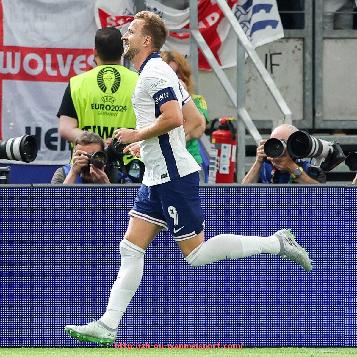 完美体育app-2019英超新赛季球衣发布时间与细节